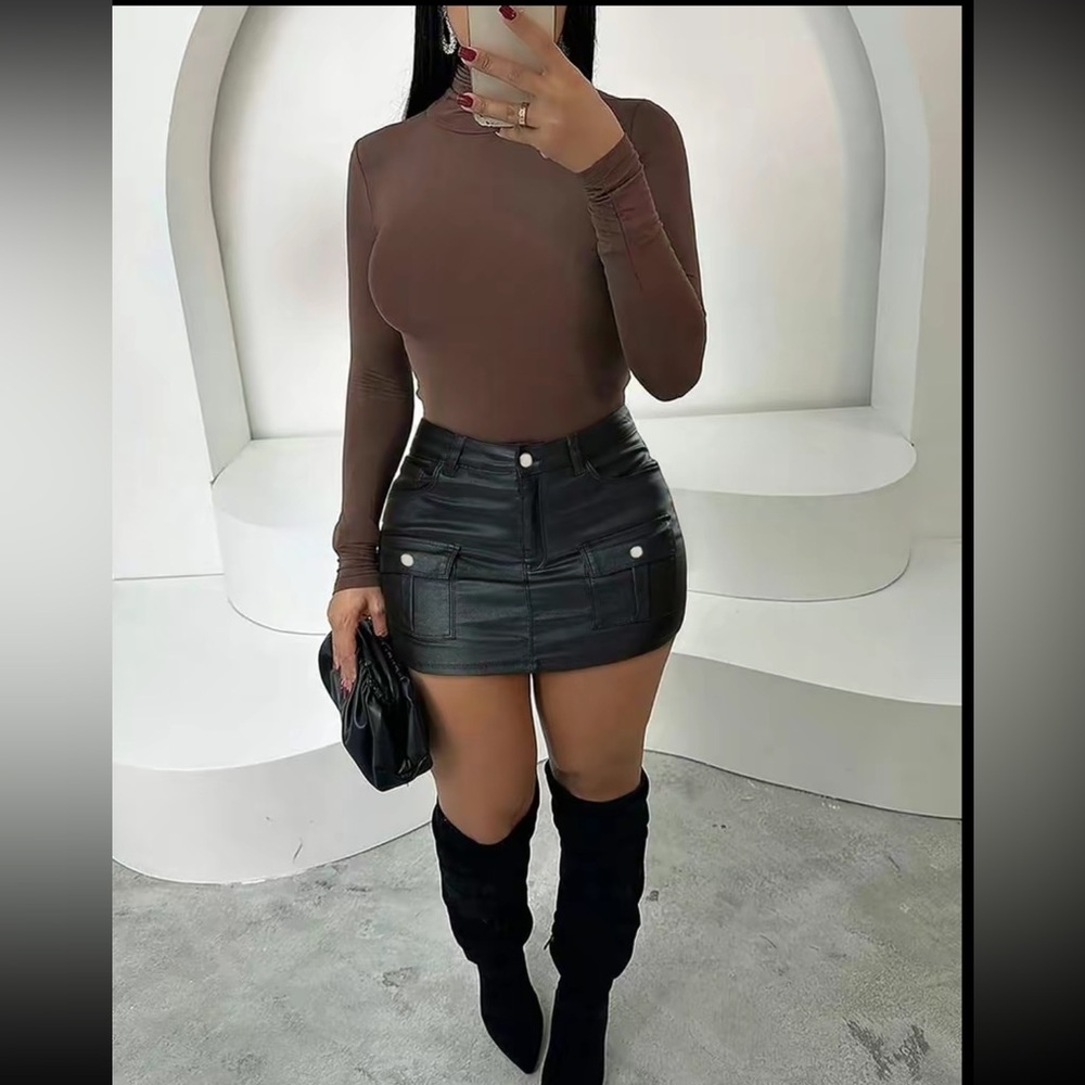 PU leather mini skirt